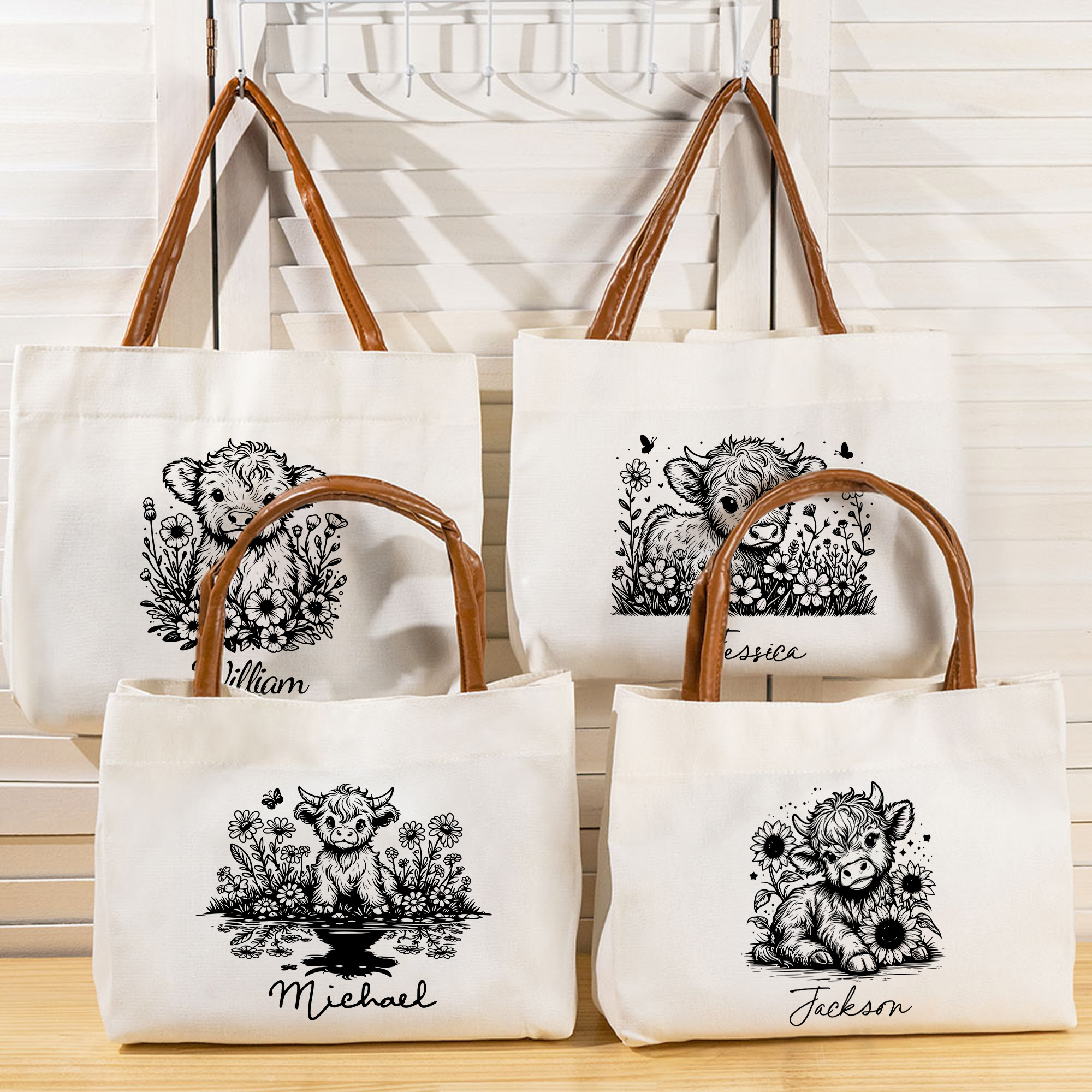 Personalisierte Canvas-Tasche mit Sonnenblumen- und Highland-Cow-Motiv, großes Fassungsvermögen, mit Namen – Alltagsgeschenk zum Geburtstag für Frauen