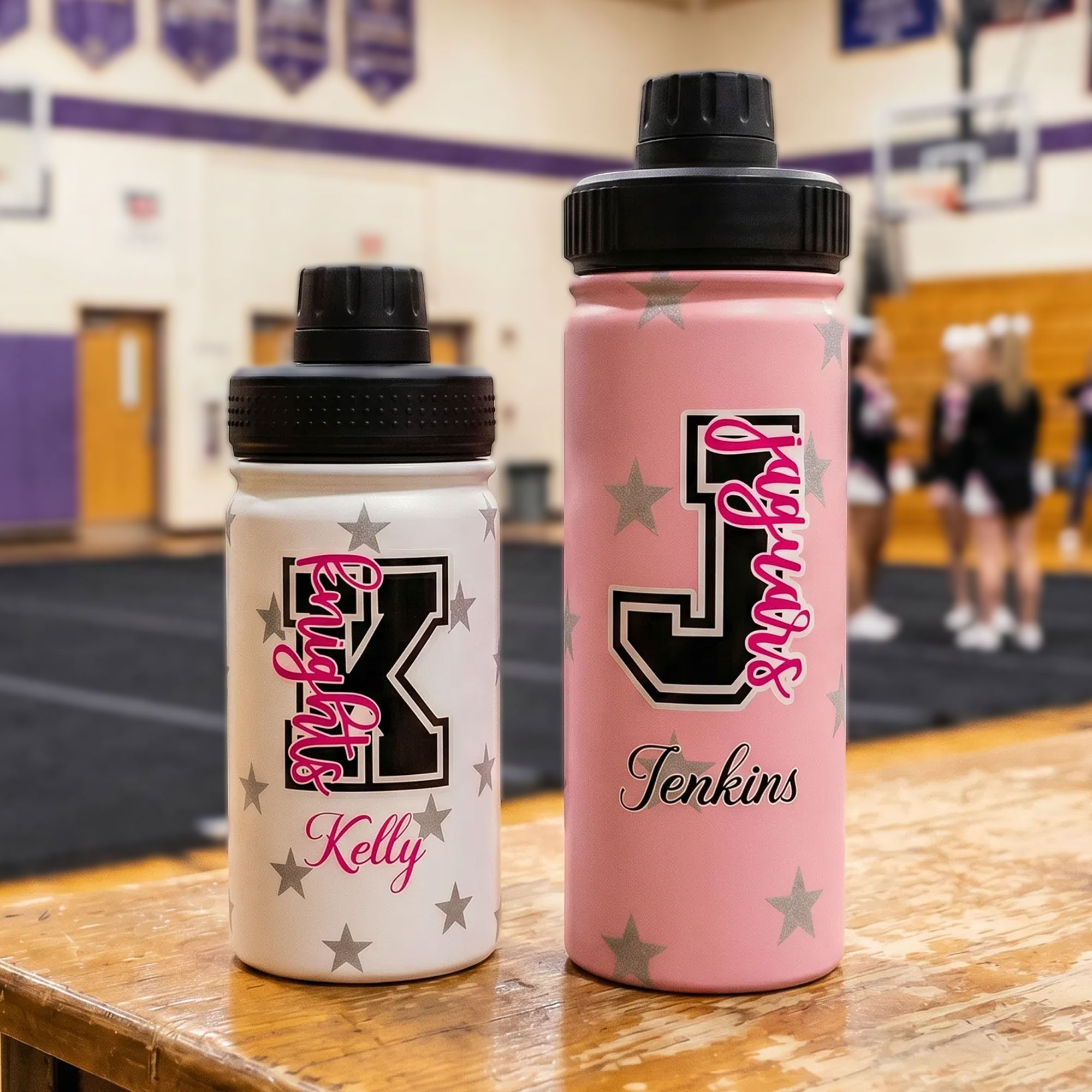 Personalisierte Cheerleading-Isolierflasche „Color Star“ mit Initialen, 12 oz oder 18 oz, mit Namen und Henkel – Geschenk für Spieltage, Sport und Jubiläen für Cheerleader