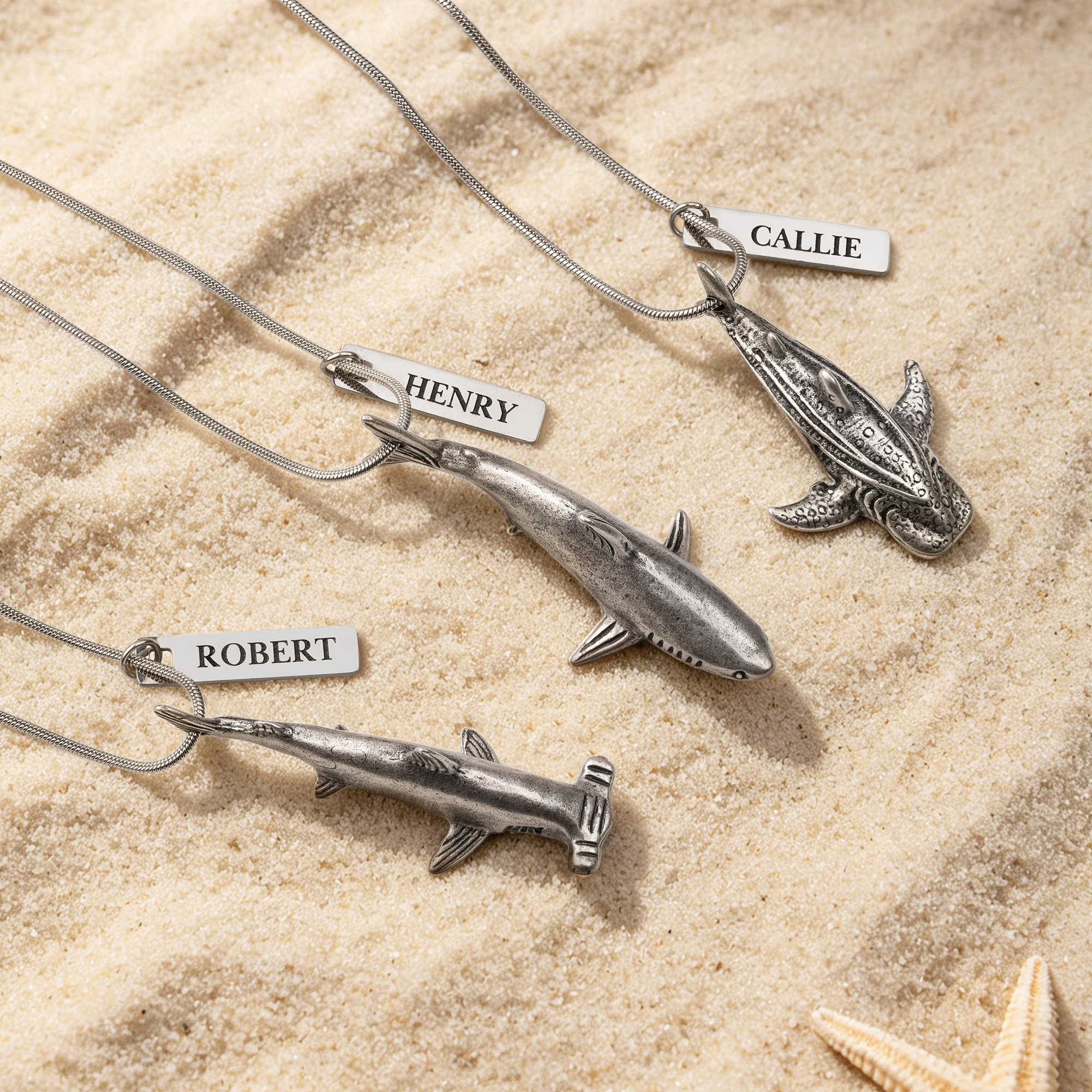 Individuell gestaltete, realistisch gestaltete Hai-Halskette mit Namen – Alltagsschmuck, Geschenk zum Geburtstag oder zum Jahrestag für Hai-Fans, Tauchbegeisterte und Surfer