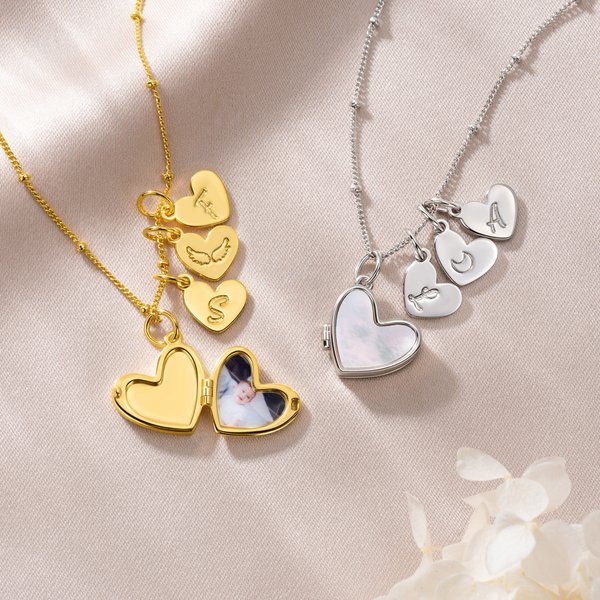Personalized Lustrous Pearl Photo Necklace with 1-8 Heart-Shaped Pendants Birthday Anniversary Gift for Mom Grandma
