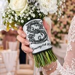 Personalised Embroidered Initial Wedding Bouquet Wrap with Wedding Date and 1 Piece Pearl Pin Bridal Bouquet Decor Wedding Gift for Bride