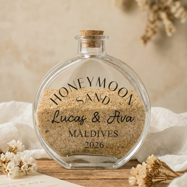 Personalised Glass Honeymoon Memory Keepsake Sand Jar with Name and Date Wedding Vacation Gift for Couples Bride Groom