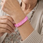 Personalisiertes Silikon-Notfallarmband mit medizinischem ID-Text | wasserdicht | Geschenk für Diabetes und Allergien | für Epilepsie und Autismus