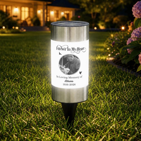 Lampe solaire de jardin personnalisée Forever In My Heart Photo avec nom et date Décoration de jardin extérieur Cadeau commémoratif pour un être cher perdu Famille Amis