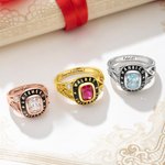 Spersonalizowany pierścionek z kamieniem urodzinowym z imieniem i rokiem ukończenia studiów – prezent na uroczystość ukończenia studiów dla absolwentów