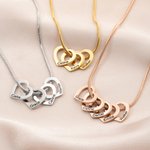 Un hommage à toute votre famille - Collier pendentif personnalisé avec 1 à 12 noms gravés en forme de cœur