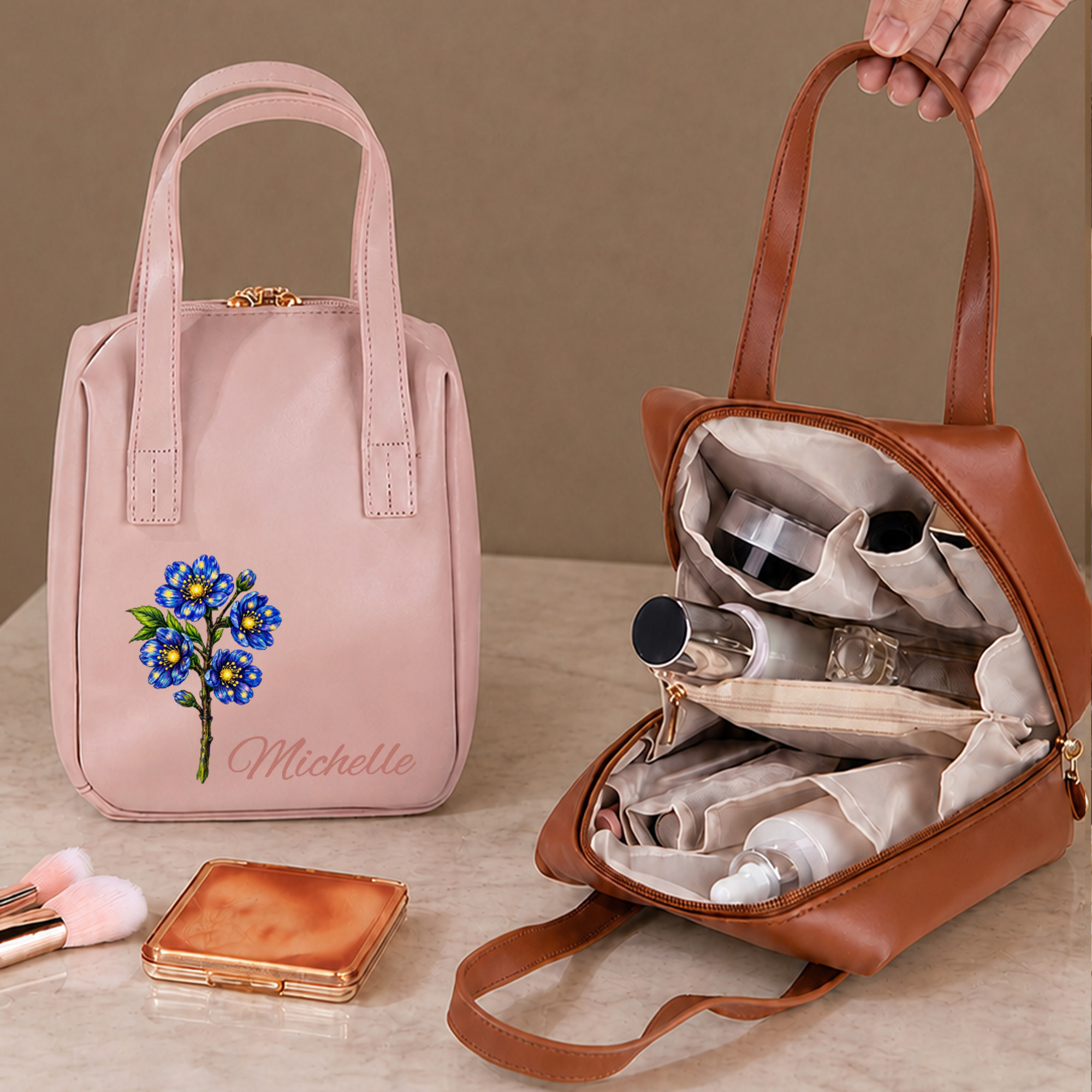 Individuell gestaltete Make-up-Tasche aus PU-Leder mit Sternenhimmel-Motiv und Geburtsblume, mit Namen und Tragegriff – Reise-, Jubiläums- und Geburtstagsgeschenk für Frauen