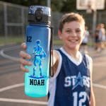 Personalisierte, mehrfarbige Trinkflasche mit Basketballspieler-Silhouette, Namen und Nummer – ideal für den täglichen Flüssigkeitsbedarf, auf Reisen und als Geburtstagsgeschenk für jugendliche Spiele