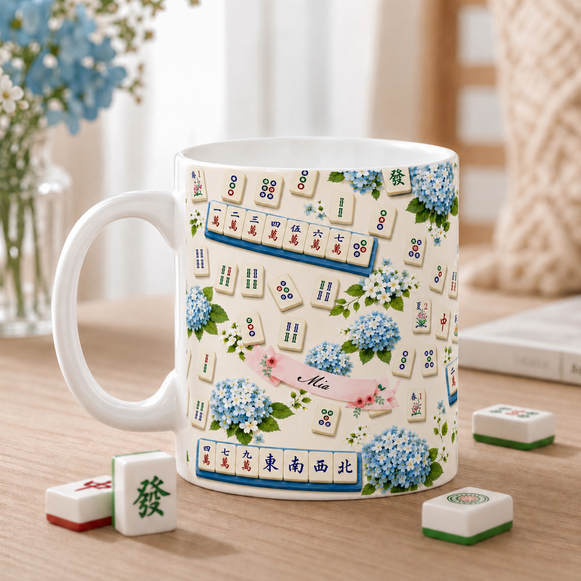 Personalisierte Hortensien-Mahjong-Keramik-Tasse (11 oz, 15 oz) mit Namen – für den täglichen Gebrauch, Spieltage, Mahjong-Abende und als Geburtstagsgeschenk für Mahjong-Liebhaber und -Spieler