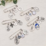 Personlig Patron Saint Lapel Pin med initialt namn och text Bröllop Keepsake Bröllop Födelsedagspresent för brudgummen Katoliker