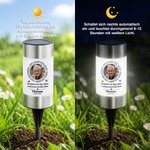 Personalisiertes Solar Grablicht mit Trauerspruch und Foto | mit Namen und Datum | Garten | Friedhof | Erinnerung Geschenk für Hinterbliebene