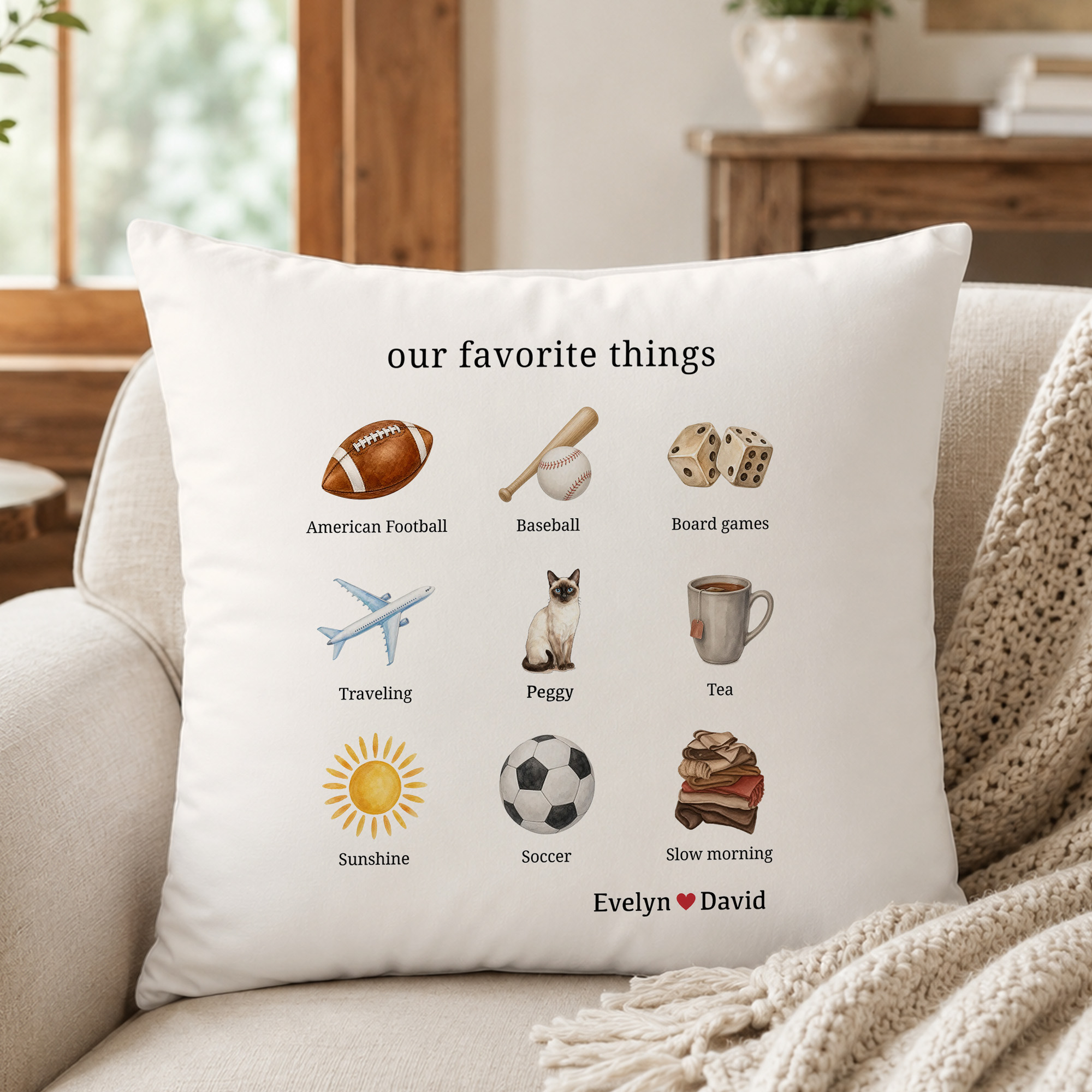 Individuell gestalteter Kissenbezug mit Lieblingsmotiven, Familienfoto und Haustierfoto sowie Text und Namen – Wohnaccessoire und Geburtstagsgeschenk für Familien und Haustierliebhaber