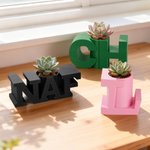 Gepersonaliseerde, veelkleurige 3D-miniplantenpot in de vorm van 1 tot 3 letters met initiaal – bureauversiering, verjaardags- of kerstcadeau voor plantenliefhebbers