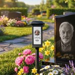 Personalisierte Solar-Gedenkleuchte mit Foto und Schmetterling | mit Namen und Jahr | Garten-Deko | Erinnerungsgeschenk für Familie und Freunde