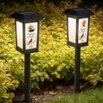 Lampe solaire de jardin personnalisée « Soft Glow » en forme de photo de cardinal, avec nom et année, pour cimetière – Fecor Memorial Gardens – Cadeau en hommage à un être cher disparu