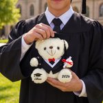 Gepersonaliseerde afstudeercap en toga pluche teddybeer met naam en jaar - perfect afstudeercadeau voor afstudeerfeest en diploma-uitreiking