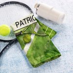 Personlig tennisracket – superabsorberande sporthandduk med namn – perfekt som present till tennisfantaster för utomhusaktiviteter, födelsedagar, tävlingar och träning