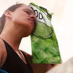 Personlig tennisracket – superabsorberande sporthandduk med namn – perfekt som present till tennisfantaster för utomhusaktiviteter, födelsedagar, tävlingar och träning