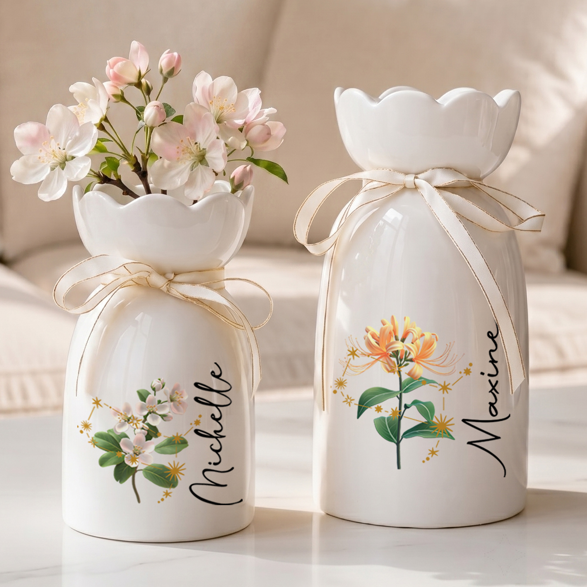 Personalisierte Keramikvase mit Sternbild und Geburtsblume sowie Namen – Wohnaccessoire und Geburtstagsgeschenk für Mama, Oma oder eine Freundin