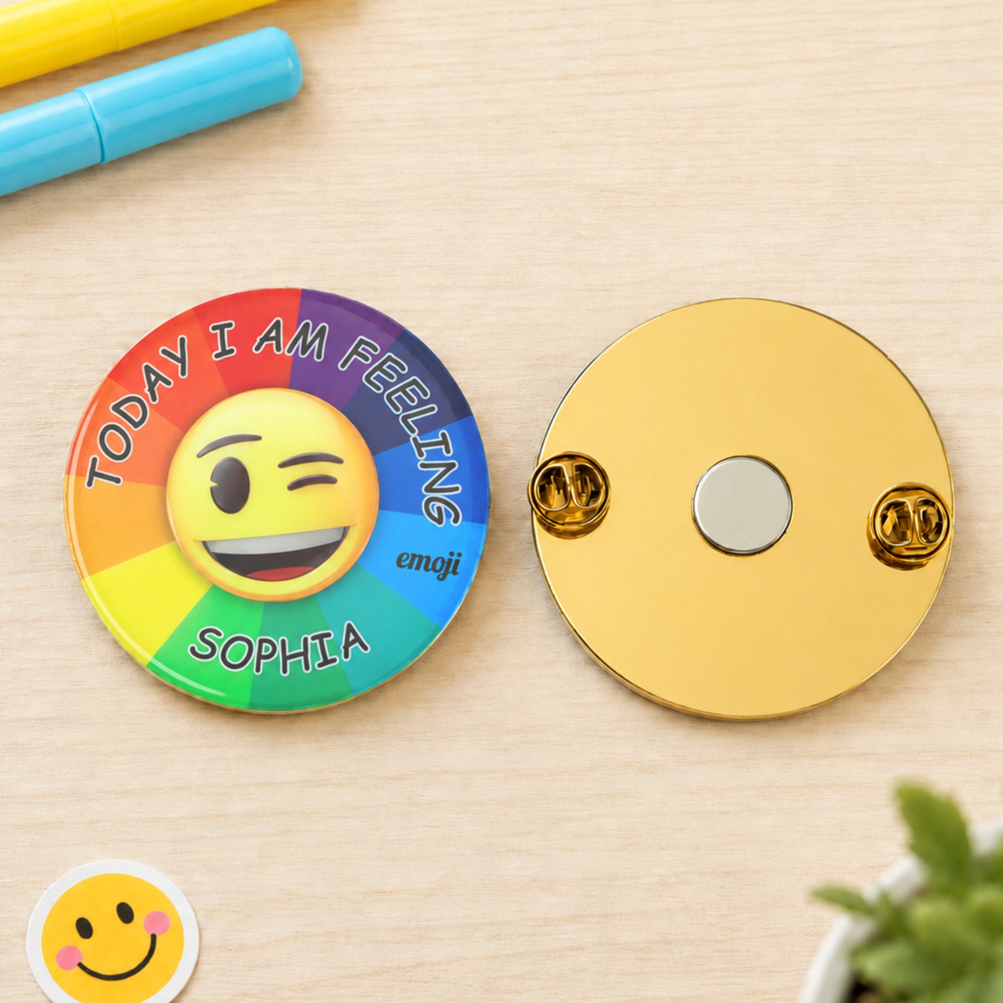 Personalisierter emoji-Magnetanstecker | Today I Am Feeling | mit Namen | Geburtstagsgeschenk für Familie und Freunde | Callie × emoji ™