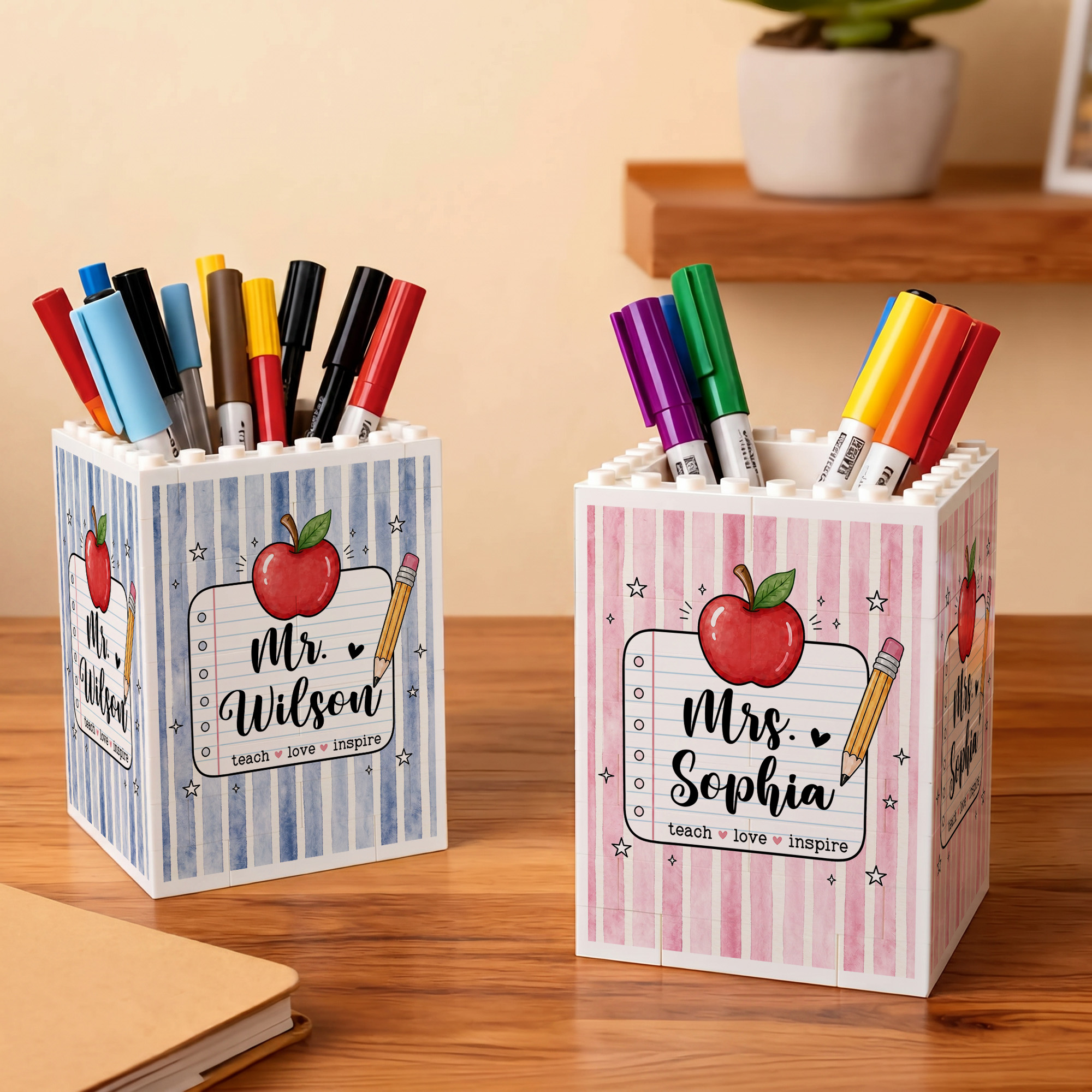 Personalisierter „Teach Love Inspire“-Baustein-Stifthalter mit großem Fassungsvermögen, mit Widmung und Namen – Geschenk zum Lehrertag für Lehrer