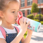 Personalisierte, mehrfarbige, niedliche Trinkflasche mit Cartoon-Figur und Namen, 12 oz, isoliert, mit Strohhalm und auslaufsicherem Deckel – Geschenk zum Schulanfang für Kinder