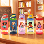 Personalisierte, mehrfarbige, niedliche Trinkflasche mit Cartoon-Figur und Namen, 12 oz, isoliert, mit Strohhalm und auslaufsicherem Deckel – Geschenk zum Schulanfang für Kinder