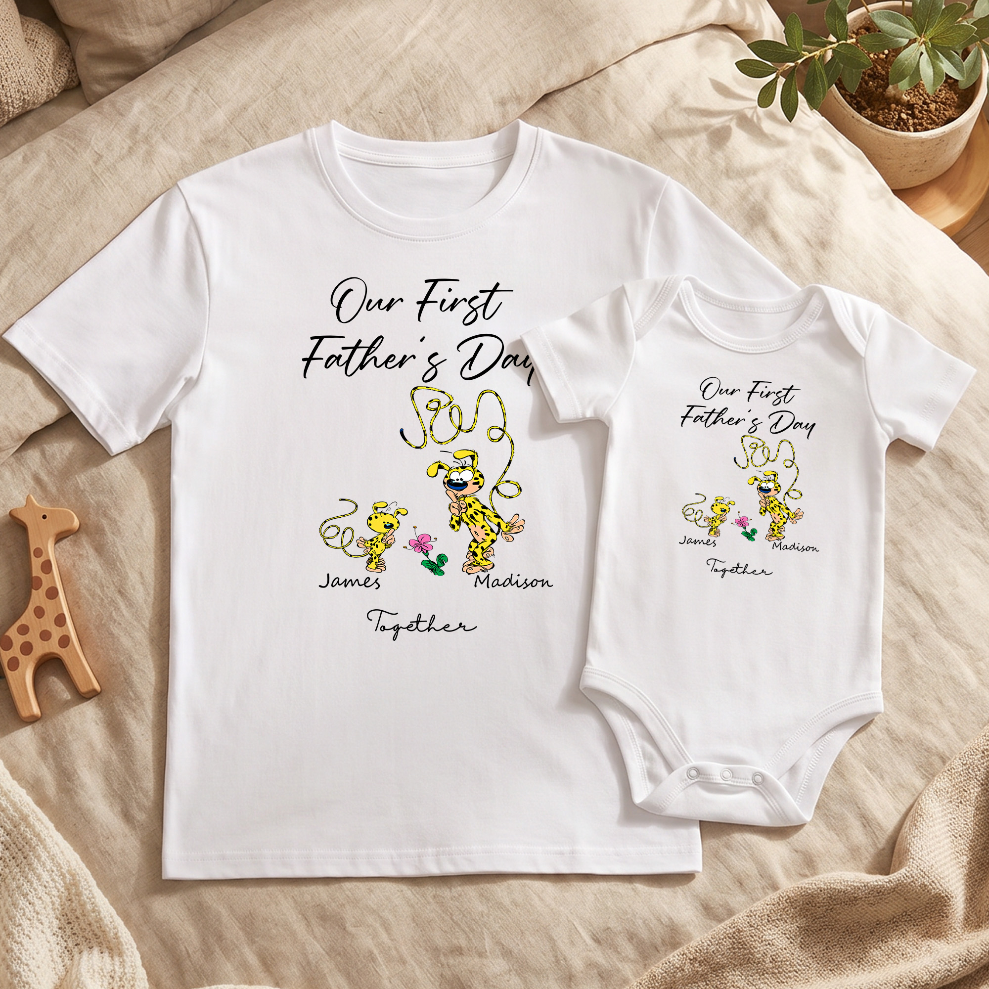 Personalisiertes „Leopard Marsupilami“ T-Shirt aus 100 % Baumwolle zum ersten Vatertag, Baby-Body mit Namen – Vatertagsgeschenk für den Vater | Callie × Marsupilami®