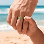 Bague personnalisée en argent sterling en forme de tortue de mer, avec 1 à 8 petites pierres de naissance. Bijou raffiné, cadeau idéal pour la fête des Mères, un anniversaire ou un anniversaire de mar