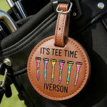 Personalisiert „It's Tee Time“ – bunter Golf-Tee aus PU-Leder, Golf-Tee-Halter, Taschenanhänger mit Namen – Geschenk zum Spieltag oder Geburtstag für Golfer und Golfbegeisterte