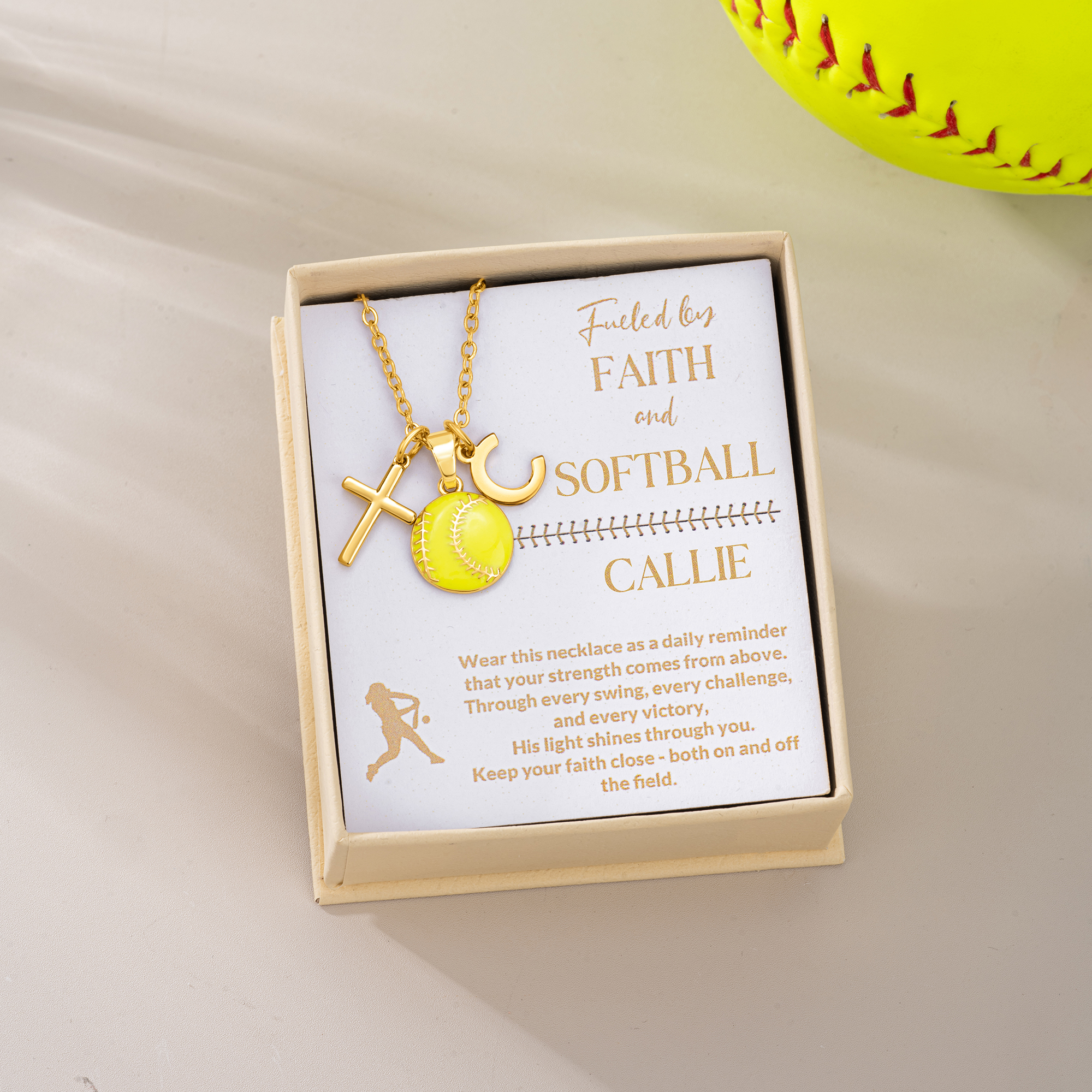 Personalisierte Baseball- und Softball-Halskette mit Initialen und Kreuz, inklusive Schachtel – Namensgeschenk für Spieltage und Geburtstage für christliche Sportfans