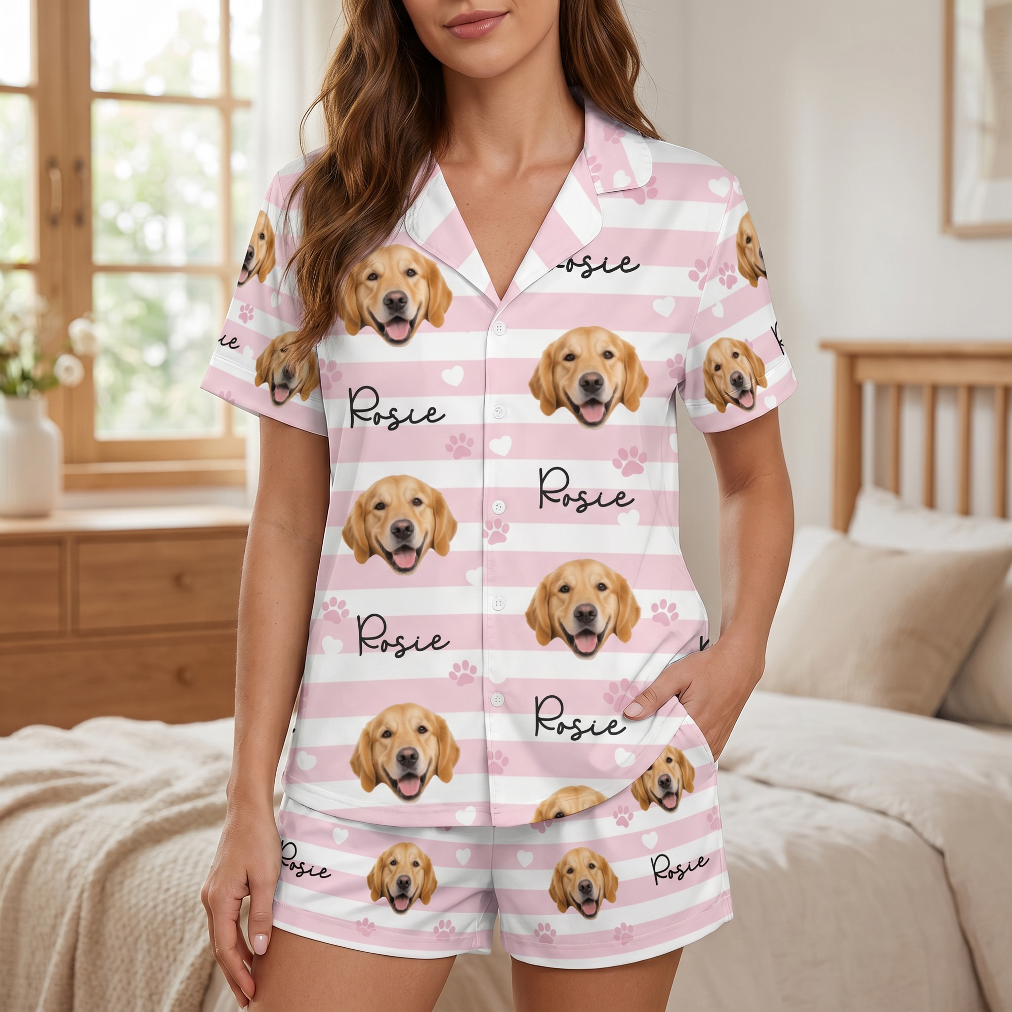Personalisiertes Damen-Pyjama-Set mit Tiergesichtern, gestreiftem Pfoten- und Herzmuster sowie Namenszug – Loungewear, Alltagskleidung für zu Hause, Geburtstagsgeschenk für Tierliebhaber – Best Friend