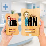 Support de téléphone en bois personnalisé « Docteur / Infirmière » avec illustration de bande dessinée et prénom – Cadeau de remerciement pour la Semaine des infirmières, destiné aux médecins, infirmi