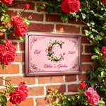 Panneau suspendu personnalisé en fer-blanc de style rétro, avec motif floral, lettres et chiffres, texte et année – Décoration de jardin et d'extérieur – Cadeau d'anniversaire pour la famille et les a