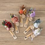 Bolígrafo de madera personalizado con flores artificiales y etiqueta con texto grabado regalo de boda y cumpleaños para amiga profe o dama de honor
