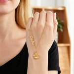 Individuell gestaltete Halskette mit Geburtsblume und Namen – zierlicher Schmuck als Geschenk zum Geburtstag oder zum Jahrestag für Freunde und Familie