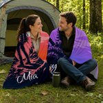 Personalisiertes Strandtuch mit Wanderer-Silhouette | mit Namen | aus schnelltrocknender Mikrofaser | Geburtstagsgeschenk für Wanderer Bergliebhaber