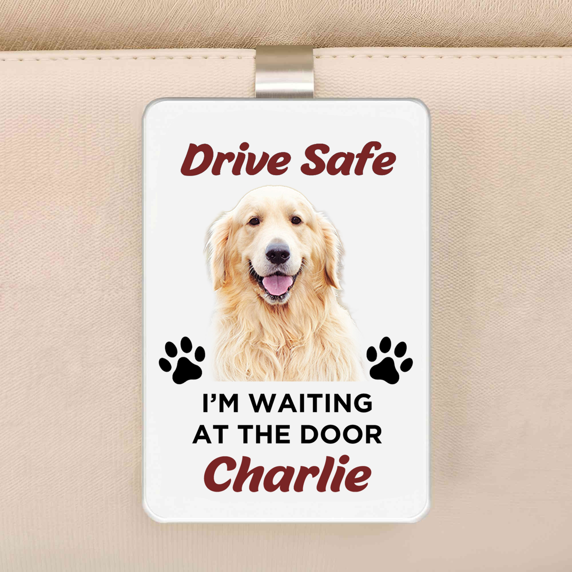 Personalisierter „Drive Safe“-Acryl-Sonnenblendenclip mit 1–2 Fotos Ihres Haustiers und Pfotenabdruck sowie Text – Geburtstags- oder Jubiläumsgeschenk für Tierhalter und Tierfreunde