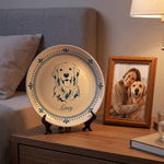 Gepersonaliseerd keramisch bord in blauw-witte porseleinstijl met foto van huisdier, naam en standaard – woondecoratie, herdenkingscadeau of verjaardagscadeau voor huisdiereigenaren