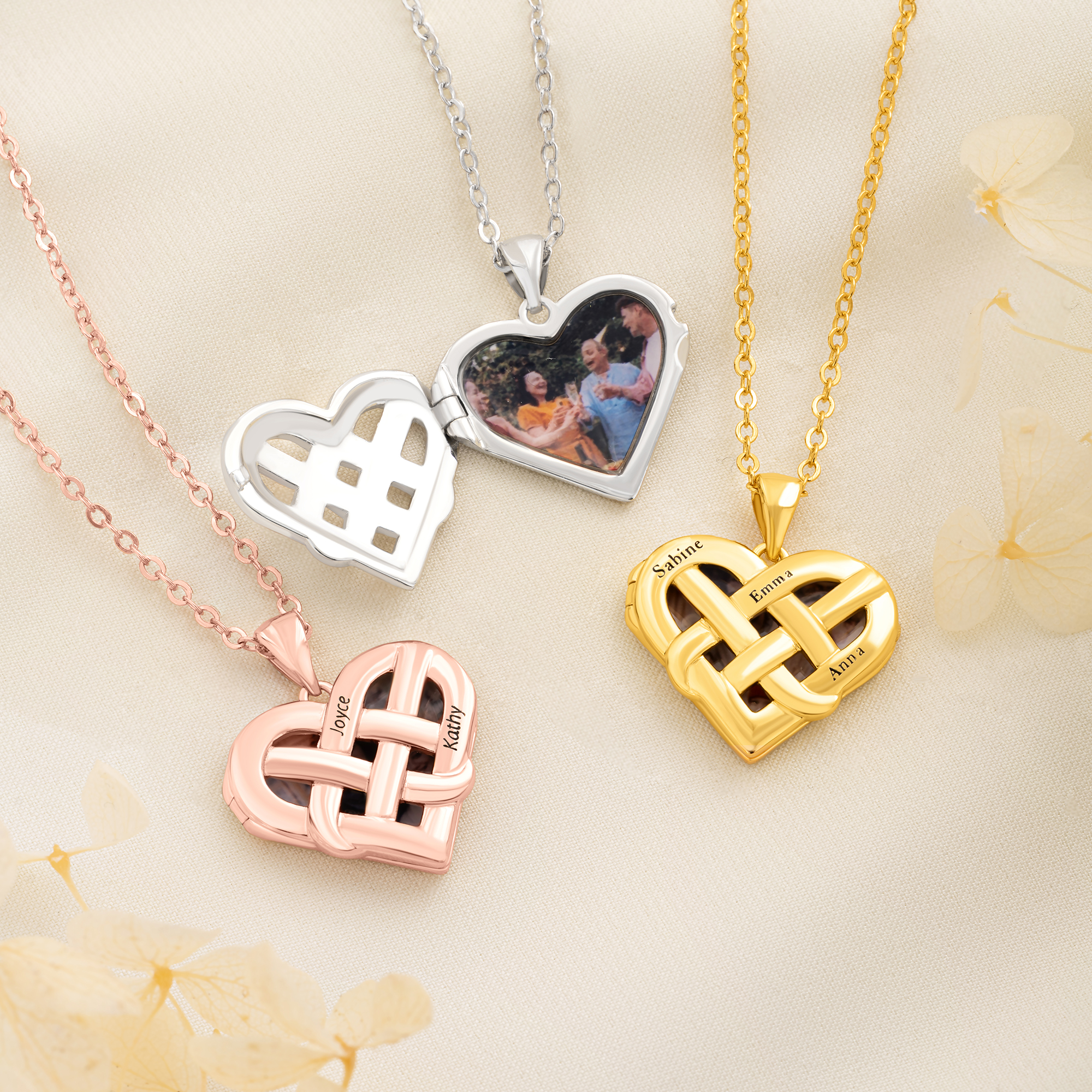 Individuell gestaltete Foto-Halskette mit Herzknoten und Namen – zierlicher Schmuck als Geschenk zum Geburtstag oder zum Jahrestag für Frauen, Paare oder Ehefrauen