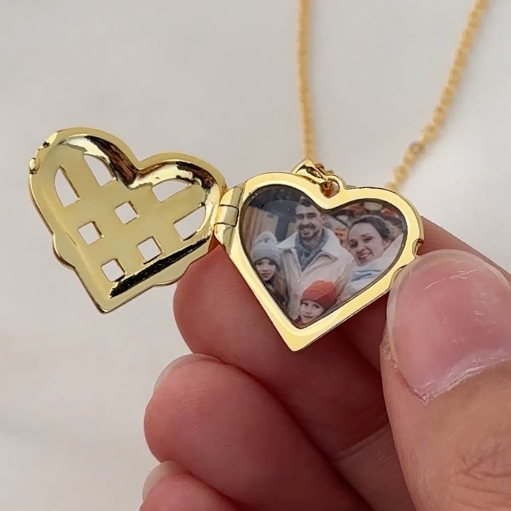 Personalised Photo Design Heart Knot Necklace with Name Dainty Jewellery Birthday Anniversary Gift for Woman Couple Wife 3