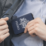 Portacarte personalizzato a forma di croce con la scritta “Jesus Saved My Life”, con nome e scomparti multipli per carte: regalo religioso per l’uso quotidiano, ideale per battesimi e compleanni, per 