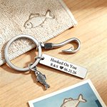 Llavero personalizado con motivos de pesca, monograma y fecha: regalo de cumpleaños o aniversario para hombres aficionados a la pesca