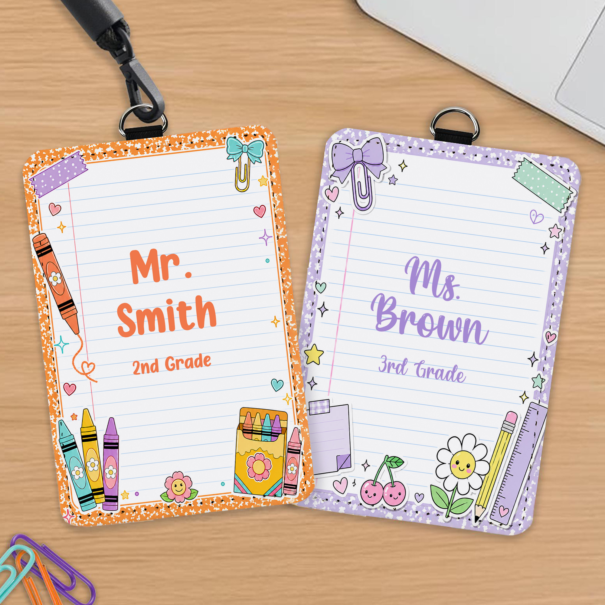 Individuell gestalteter, niedlicher Briefpapier-Rahmen-Ausweishalter mit Aufhängeschlaufe, Nachname und Titel – Geschenk zum Schulanfang und zum Lehrertag für Pädagogen