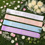 Gepersonaliseerde feestband met strass-steentjes en parels, met naam, voor vrijgezellenfeest, bruidsfeest, bruiloft; cadeau voor bruidsmeisjes en aanstaande bruid