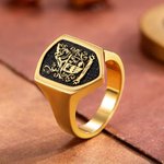Bague chevalière en forme de bouclier personnalisée avec armoiries de famille - Texte gravé au choix - Cadeau fête pour la famille