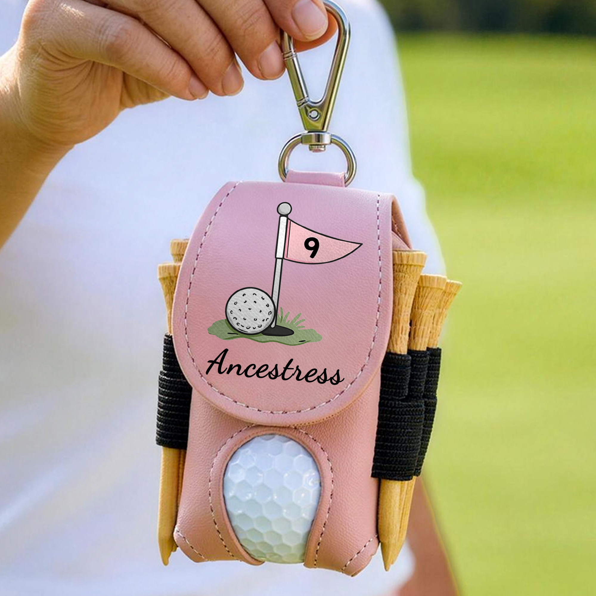 Individuell nummerierte Golf-Loch-Flagge – Golfballtasche aus PU-Leder mit Namen und Tee-Halter – Geburtstagsgeschenk für Golfer und Golfbegeisterte