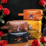 Trousse de toilette personnalisée en cuir PU avec nom Accessoires de voyage Cadeau d'anniversaire pour couple à la Saint-Valentin