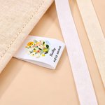 Étiquettes de couture personnalisées avec texte et fleur de naissance - Cadeau d'anniversaire pour amateurs de tricot