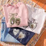 Personalised Multicolour Embroidered Heart-Shaped Lock Pet Photo T-shirt Sweatshirt Hoodie with Name Birthday Gift for Pet Lovers